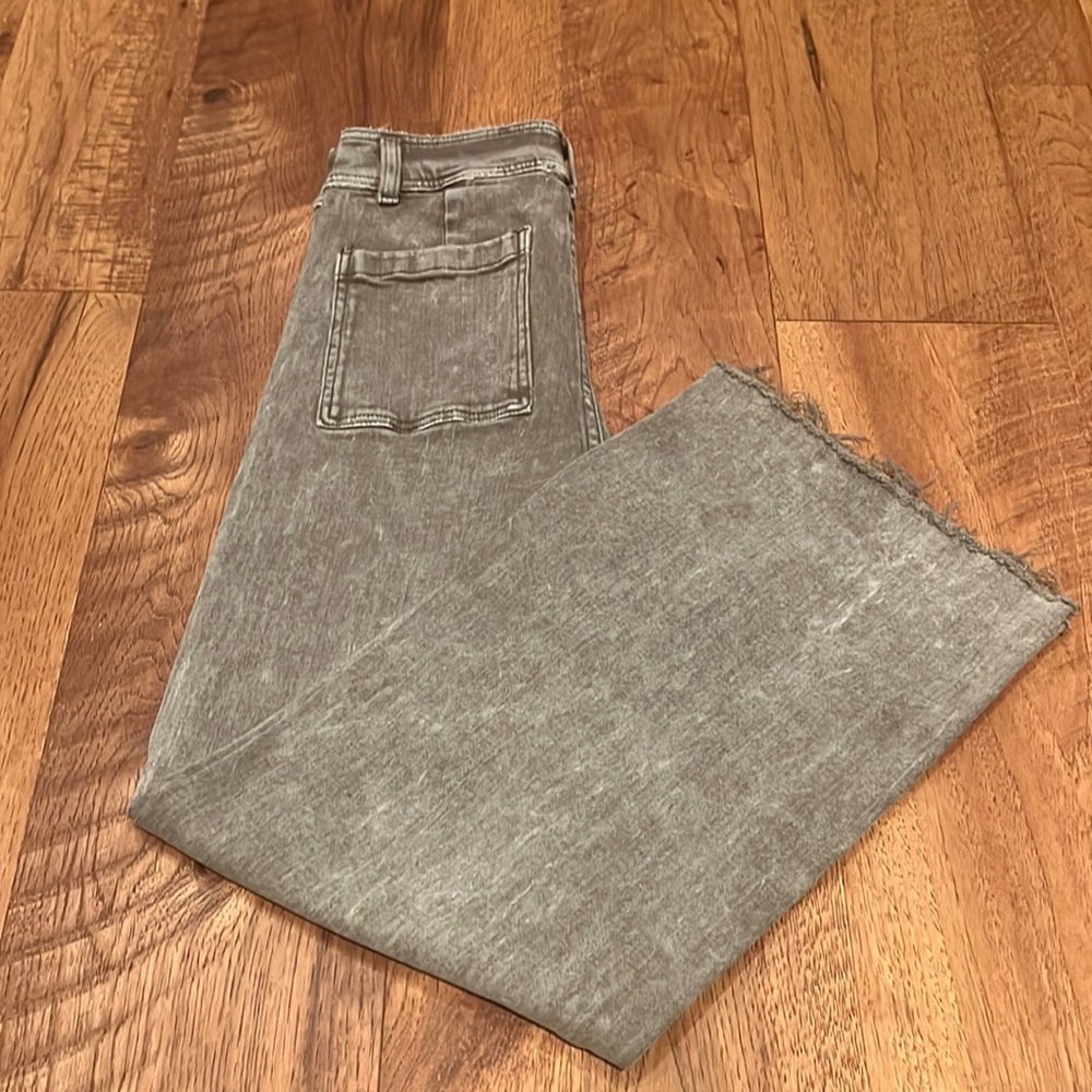 Robertson & Rodeo Woman’s Acid Wash Wide Leg Jeans Size S